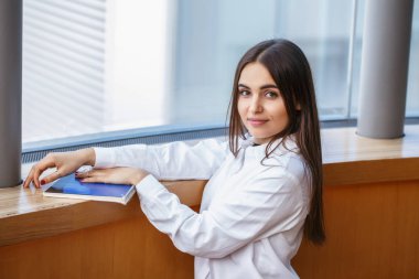  duran kadın öğrenci 