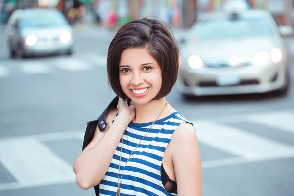 Young latin hispanic girl — Stock Photo, Image