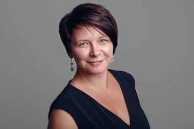  Güzel orta yaşlı kadın.