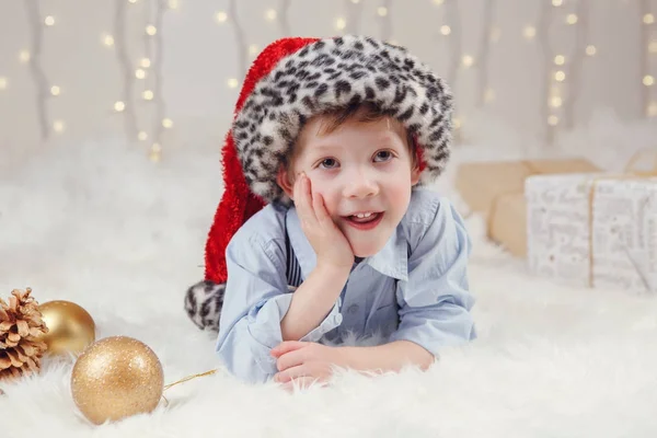 Portrait White Caucasian Boy Wearing Red Santa Claus Hat Celebrating — Stock Photo, Image