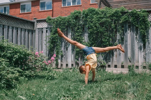 Funny Child Teenage Girl Doing Cartwheel Upside Stand Excited Joyful — Stock Photo, Image