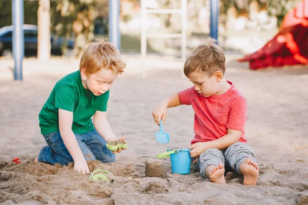 Two Caucasian Children Sitting Sandbox Playing Beach Toys Little Boys — Stockfoto