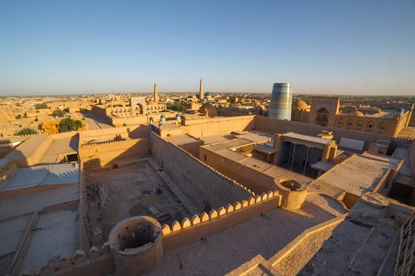 Widok na stare miasto Khiva, w Uzbekistanie. — Zdjęcie stockowe