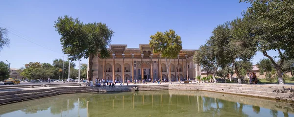 Moschea Bolo-Hauz a Bukhara, Uzbekistan — Foto Stock