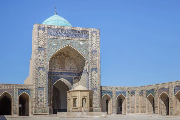 Мечеть Калон в Бухаре (Буксоро), Узбекистан — стоковое фото
