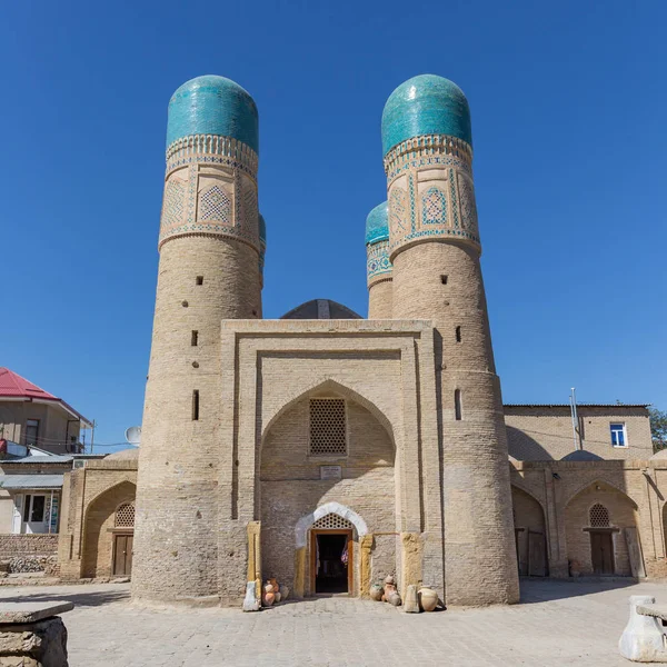 Buhara, Özbekistan'in Minar char — Stok fotoğraf