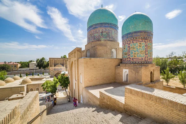 Shah-i-Zinda, avenida de mausoleos en Samarcanda, Uzbekistán — Foto de Stock