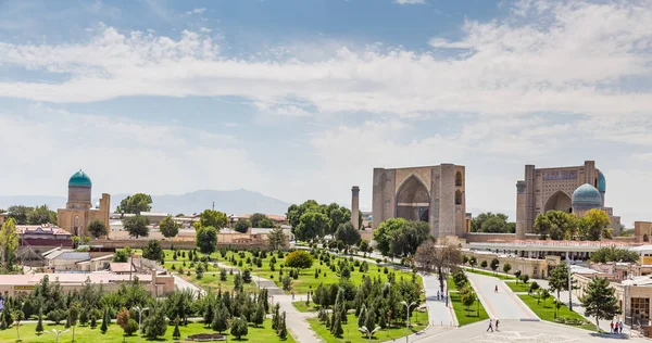 Visa av Bibi-Khanym Mausoleum i Samarkand, Uzbekistan — Stockfoto