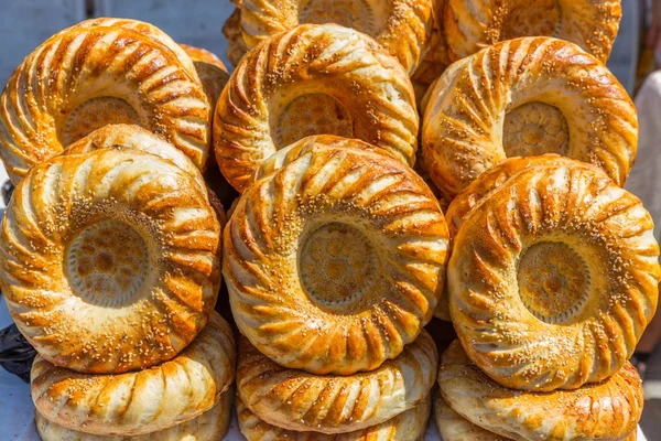 Pane tradizionale in Uzbekistan — Foto Stock