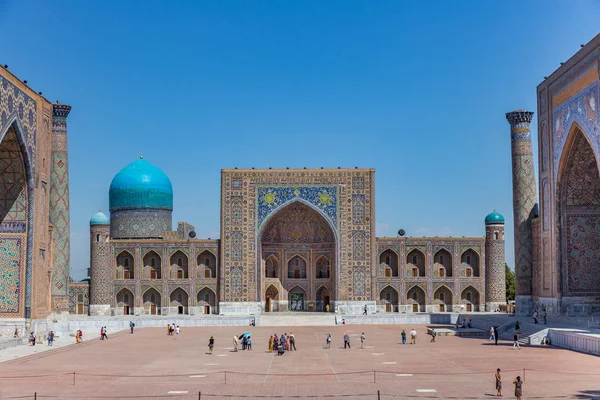在撒马尔罕，乌兹别克斯坦 Registan — 图库照片