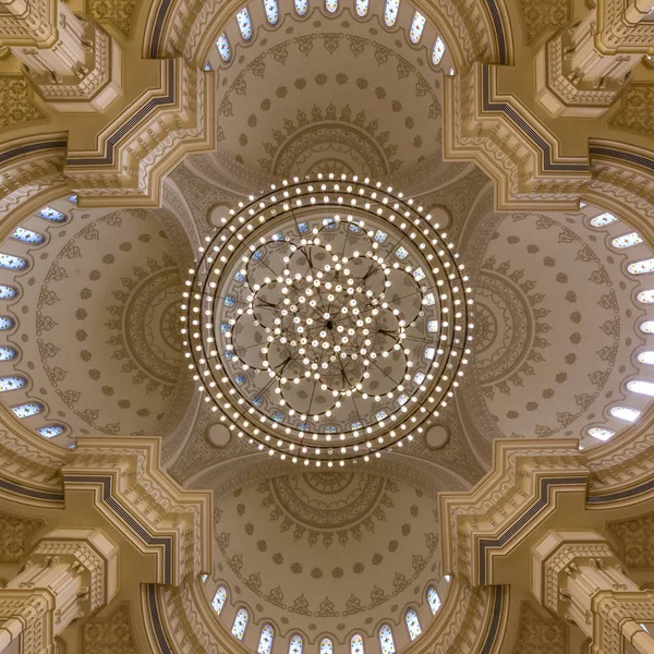 Mesquita Al Noor em Sharjah, Emirados Árabes Unidos — Fotografia de Stock