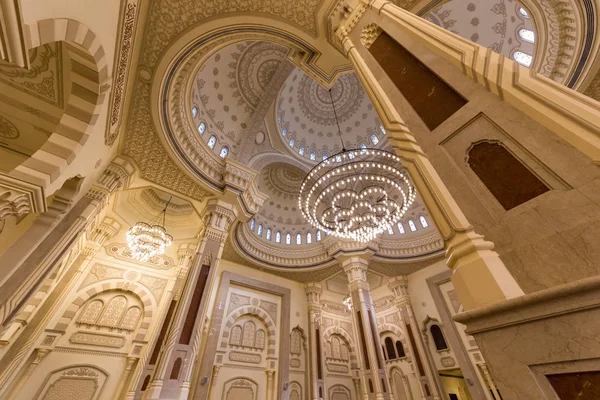 Mezquita Al Noor en Sharjah, Emiratos Árabes Unidos — Foto de Stock