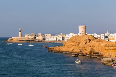 Bay Sur, Umman yılında deniz feneri