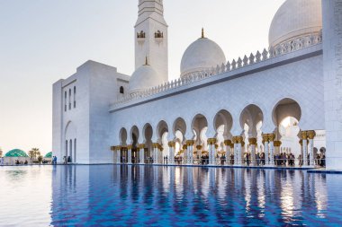 Şeyh Zayed Ulu Cami, Abu Dabi