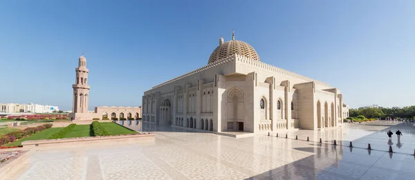 Sultan Qaboos große Moschee in Muscat, oman — Stockfoto