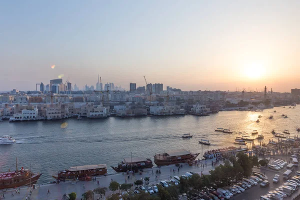 Panoramic view of Dubai from a Deira skyscraper — Stock Photo, Image