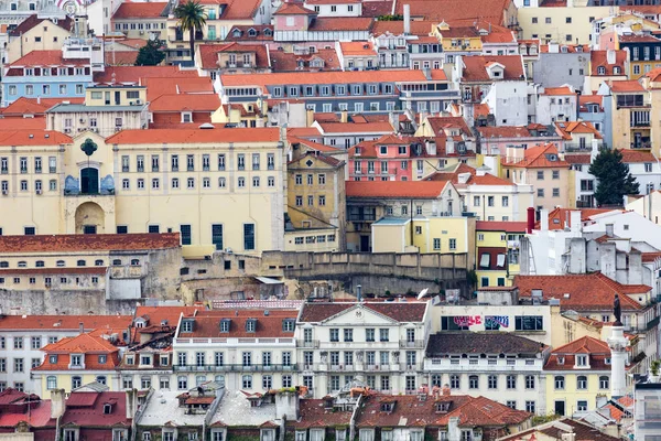 Hermosa vista de la ciudad vieja de Lisboa, Portugal — Foto de Stock