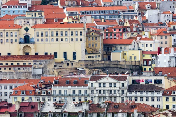 Hermosa vista de la ciudad vieja de Lisboa, Portugal — Foto de Stock