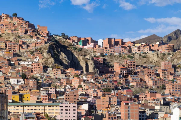 Bolivya 'daki La Paz' ın panoramik manzarası. La Paz dünyanın en yüksek başkentidir..