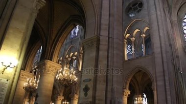 Paris, Fransa - 22 Mart 2016: Notre Dame de Paris, iç.