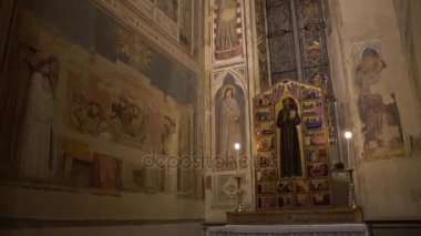 Florence, İtalya - Kasım 2016: İç Basilica di Santa Croce di Firenze.
