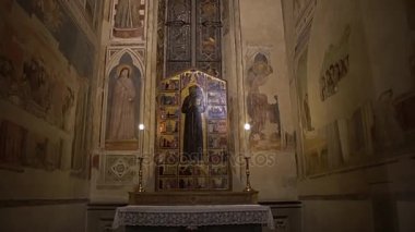 Florence, İtalya - Kasım 2016: İç Basilica di Santa Croce di Firenze.