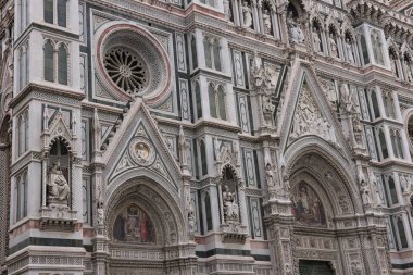 İtalya. Florence. Santa Maria del Fiore cathedra görüntüleyin. Florence eski Toskana ve Metropolitan şehir Floransa, Arno Nehri kıyısında İtalyan bölgesinin başkentidir.