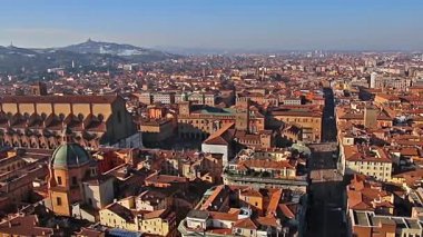 Eski Bologna, İtalya Panoraması. Hava panoramik Asinelli Tower Bologna, İtalya