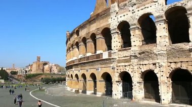 Colosseum - Roma, İtalya'nın başlıca turistik. Antik Roma kalıntıları Roma Medeniyeti.