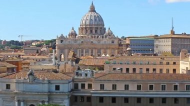 Rome, İtalya - 25 Şubat 2017: Panoramik Roma, İtalya, rooftops üzerinde. Roma manzarası. Atış kaydırma.