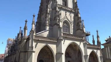 Bern, İsviçre - 06 Temmuz 2017: Bern, İsviçre'deki antik Katedrali.
