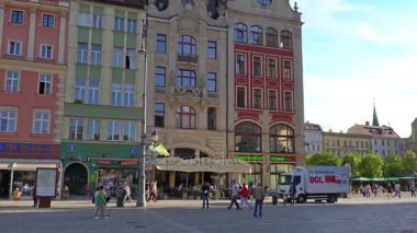 Wroclaw, Polonya - 04 Temmuz 2017: Tarihi Wroclaw city center, Polonya görünümü. Wroclaw tarihsel Silezya ve Aşağı Silezya başkentidir, alt Silesian Voivodeship başkentidir.