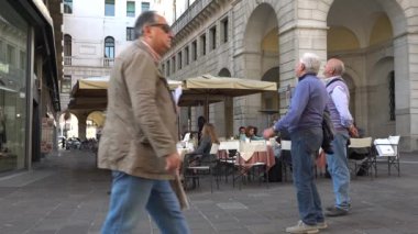Padua, İtalya - Ekim, 2017: İnsanlar Padua şehir merkezi. Padova, Padova İtalya'nın Veneto, Kuzey İtalya biridir.