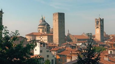Eski Bergamo, İtalya Panoraması. La CITT dei Mille, 