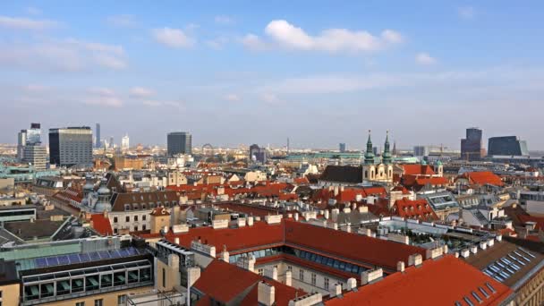 Skyline di Vienna, Austria. Veduta aerea di Vienna. Un time-lapse. Austria. Vienna Vienna è la capitale e la più grande città dell'Austria, e uno dei 9 stati dell'Austria . — Video Stock