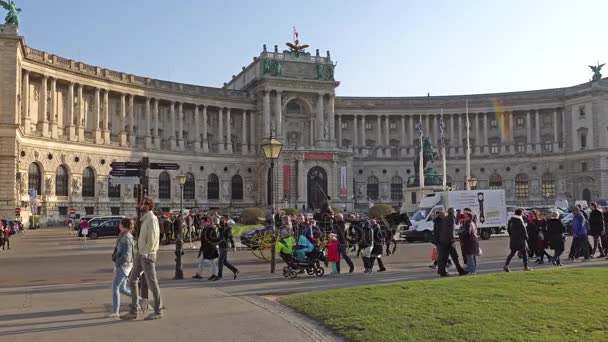 Viena, Austria - Noviembre 2017: centro histórico de Viena. Austria. Viena Wien es la capital y la ciudad más grande de Austria, y uno de los 9 estados de Austria . — Vídeo de stock