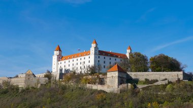 Stary Hrad - Bratislava antik kale. Bratislava her iki nehir Tuna ve Morava Nehri kıyılarına işgal.