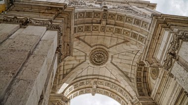 Arc Augusta, Arc de Triomphe, Lizbon, Portekiz ararken. Lizbon kıta Avrupası'nın en batı şehir ve Atlantik Sahili boyunca tek kişi olduğunu.
