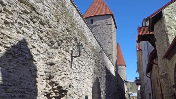 Starověkých Hradeb Tallinnu Estonia Tallinn Nachází Severním Pobřeží Země Pobřeží — Stock video