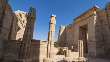Medinet Habu Tapınağı. Mısır, Luxor. Morg Tapınağı Ramses III Medinet Habu adlı bir önemli yeni Krallık dönemi Batı Şeria Mısır Luksor yapıdır