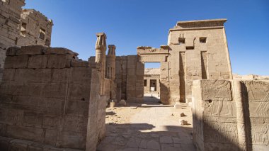 Medinet Habu Tapınağı. Mısır, Luxor. Morg Tapınağı Ramses III Medinet Habu adlı bir önemli yeni Krallık dönemi Batı Şeria Mısır Luksor yapıdır