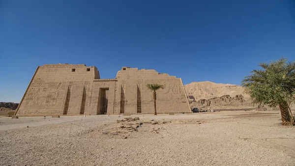 Храм Medinet Habu Єгипет Луксор Похоронний Храм Рамсеса Iii Medinet — стокове фото