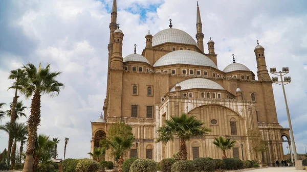 Uitzicht Het Oude Gedeelte Van Caïro Moskee Madrassa Van Sultan — Stockfoto