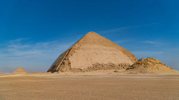 Піраміда Бента Англ Bent Pyramid Давньоєгипетська Піраміда Розташована Царському Некрополі — стокове фото