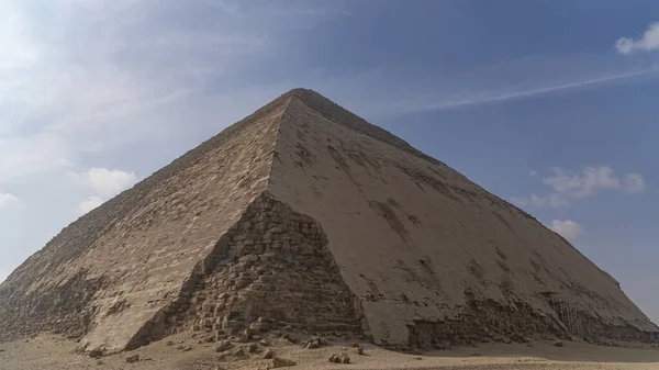 Bent Pyramid Bent Pyramid Starożytna Piramida Egipska Położona Królewskiej Nekropoli — Zdjęcie stockowe