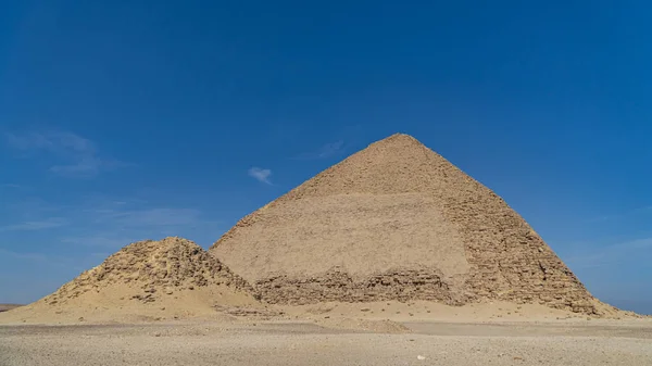 Bent Pyramid Bent Pyramid Gammal Egyptisk Pyramid Som Ligger Vid — Stockfoto