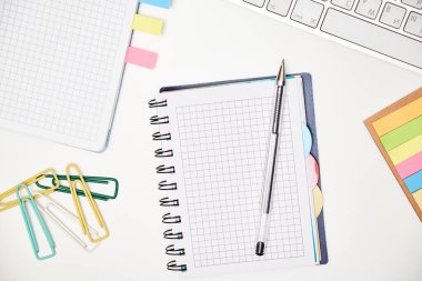 Bilgisayarın yakın plan görüntüsü