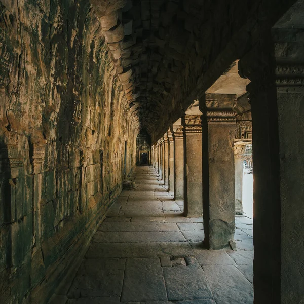 Angkor Wat gün batımında, Siem Reap Eyaleti, Kamboçya