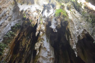 Batu mağaraları, Hindistan dışındaki en büyük Hindu tapınağı. Lord Murugan 'ın heykeli, Kuala Lumpur yakınlarındaki Kutsal Batu Mağaraları, Malezya