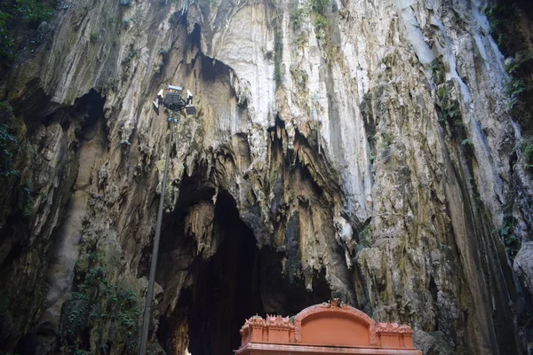 Jaskinie Batu Największa Hinduska Świątynia Poza Indiami Widok Posąg Lorda — Zdjęcie stockowe